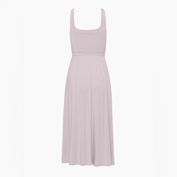 Wilfred Dresses & Skirts - Wilfred • Aritzia Market Midi Dress